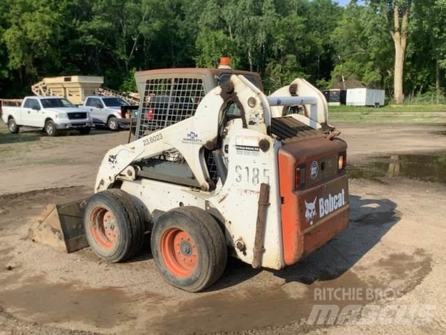 Bobcat S185 Krautuvai su šoniniu pasukimu