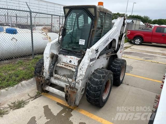 Bobcat S250 Krautuvai su šoniniu pasukimu