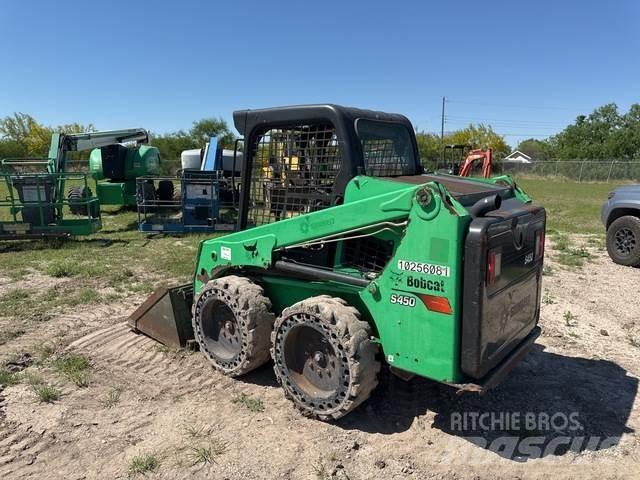 Bobcat S450 Krautuvai su šoniniu pasukimu