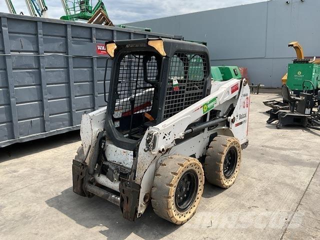 Bobcat S510 Krautuvai su šoniniu pasukimu