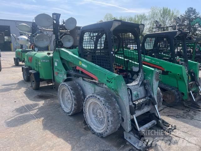Bobcat S550 Krautuvai su šoniniu pasukimu