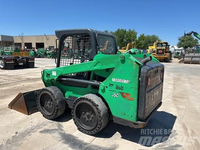 Bobcat S550 Krautuvai su šoniniu pasukimu