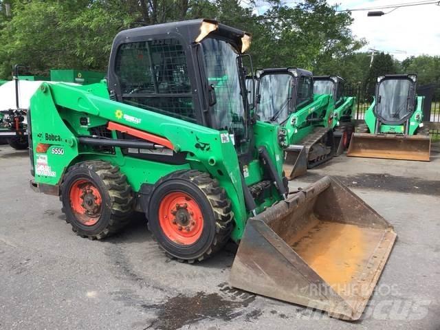 Bobcat S550 Krautuvai su šoniniu pasukimu