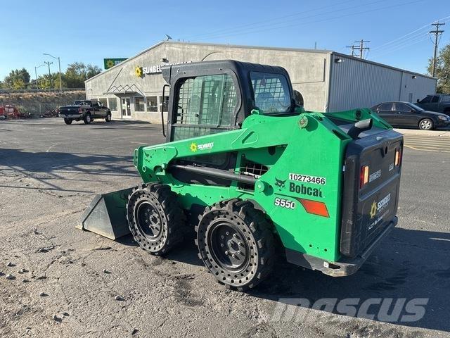 Bobcat S550 Krautuvai su šoniniu pasukimu