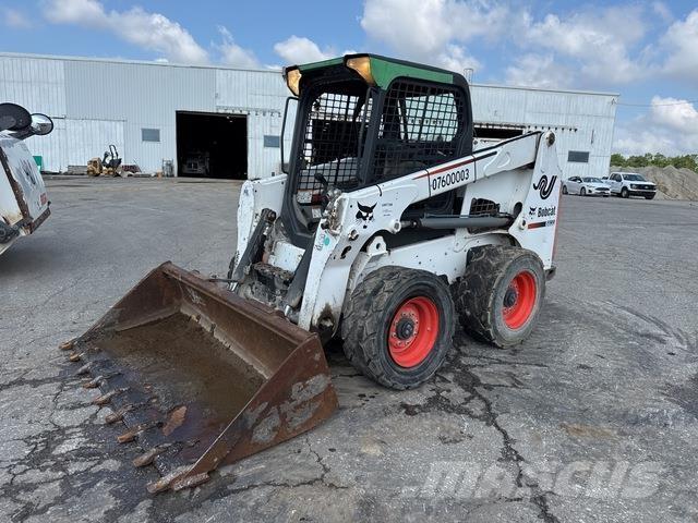 Bobcat S630 Krautuvai su šoniniu pasukimu