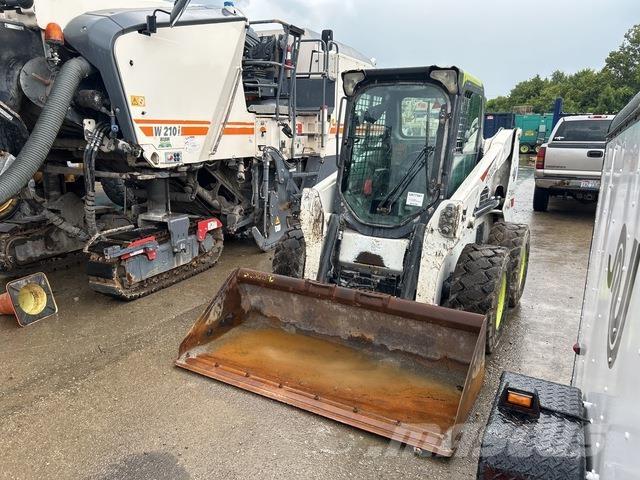 Bobcat S630 Krautuvai su šoniniu pasukimu