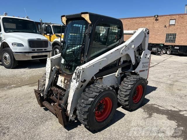 Bobcat S650 Krautuvai su šoniniu pasukimu