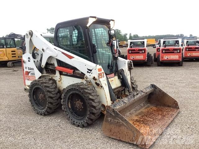 Bobcat S650 Krautuvai su šoniniu pasukimu
