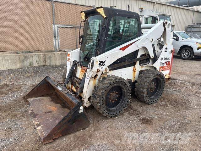 Bobcat S650 Krautuvai su šoniniu pasukimu