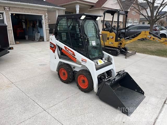 Bobcat S70 Krautuvai su šoniniu pasukimu