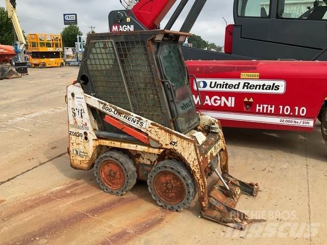 Bobcat S70 Krautuvai su šoniniu pasukimu