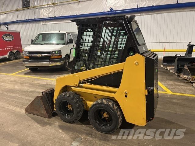 Bobcat S70 Krautuvai su šoniniu pasukimu