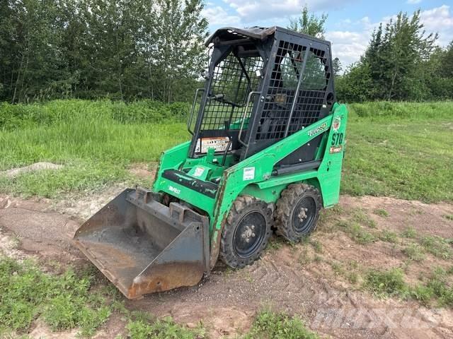 Bobcat S70 Krautuvai su šoniniu pasukimu