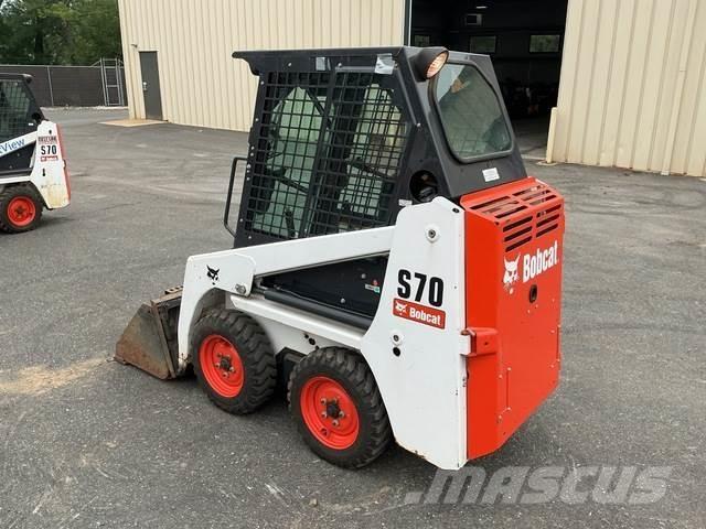 Bobcat S70 Krautuvai su šoniniu pasukimu