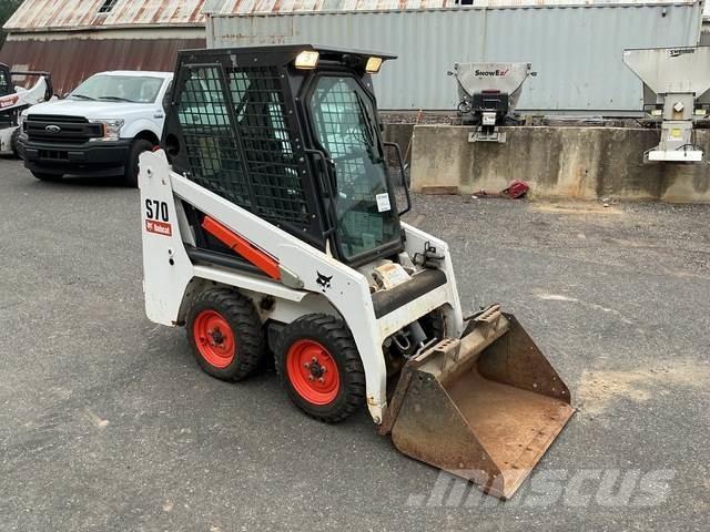 Bobcat S70 Krautuvai su šoniniu pasukimu
