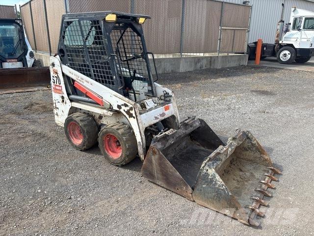 Bobcat S70 Krautuvai su šoniniu pasukimu