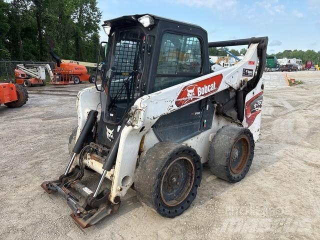 Bobcat S76 Krautuvai su šoniniu pasukimu
