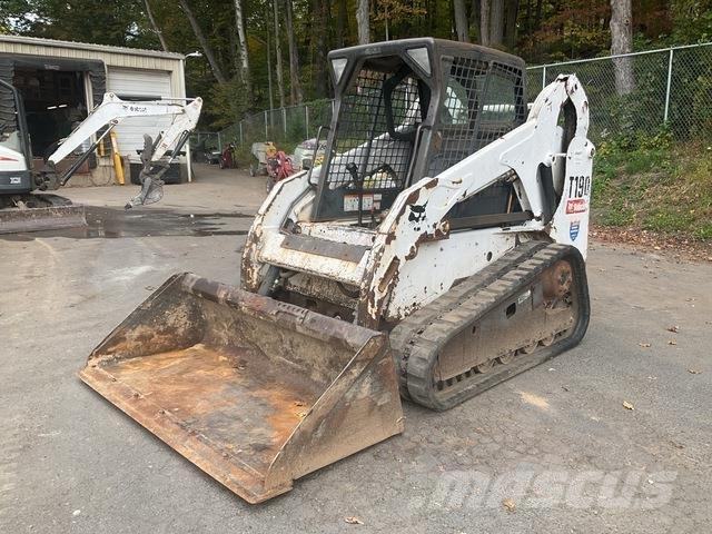 Bobcat T190 Krautuvai su šoniniu pasukimu