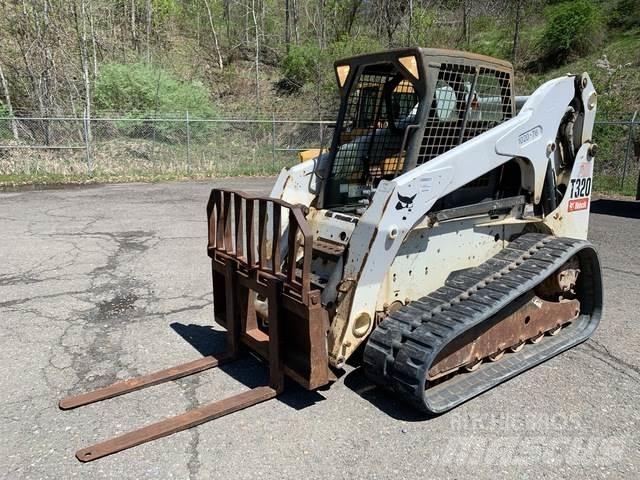 Bobcat T320 Krautuvai su šoniniu pasukimu
