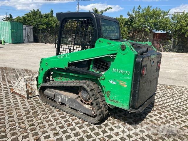 Bobcat T450 Krautuvai su šoniniu pasukimu