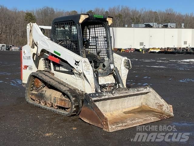 Bobcat T590 Krautuvai su šoniniu pasukimu
