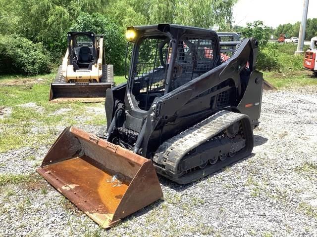 Bobcat T590 Krautuvai su šoniniu pasukimu
