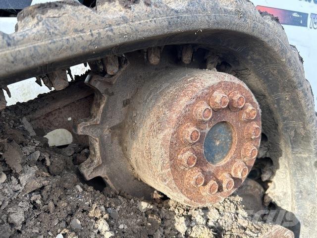 Bobcat T590 Krautuvai su šoniniu pasukimu