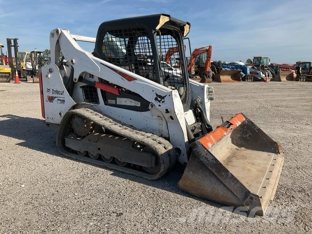 Bobcat T590 Krautuvai su šoniniu pasukimu