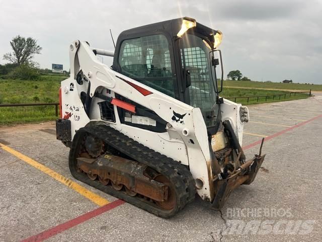 Bobcat T595 Krautuvai su šoniniu pasukimu