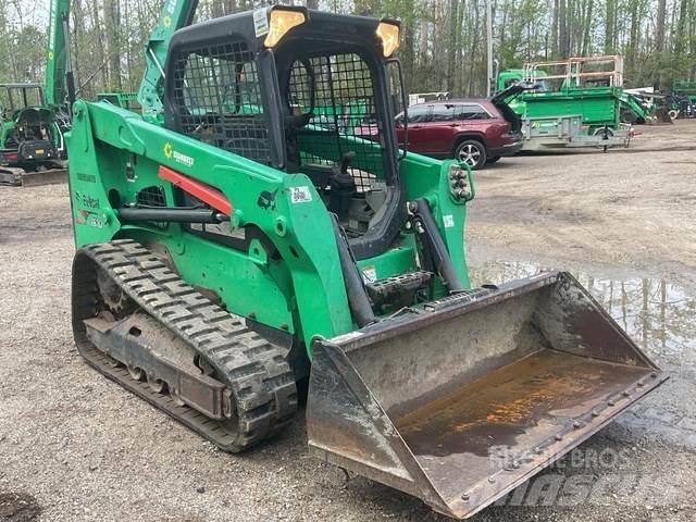 Bobcat T630 Krautuvai su šoniniu pasukimu
