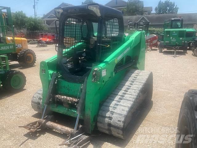 Bobcat T630 Krautuvai su šoniniu pasukimu