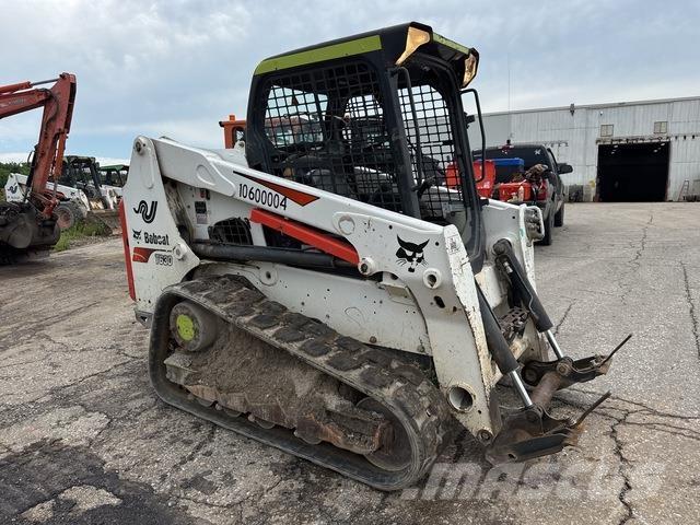 Bobcat T630 Krautuvai su šoniniu pasukimu