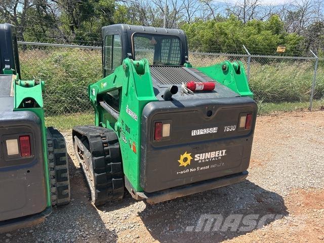Bobcat T630 Krautuvai su šoniniu pasukimu