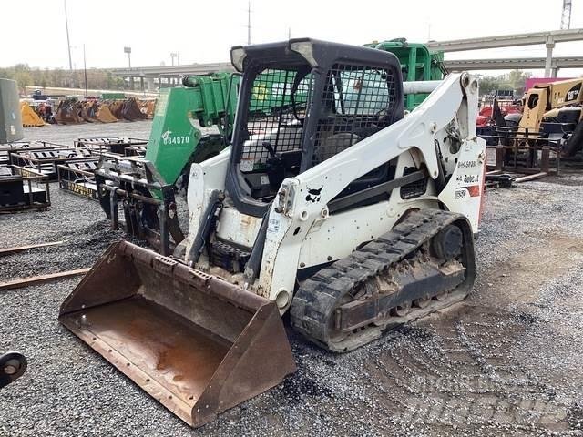 Bobcat T650 Krautuvai su šoniniu pasukimu