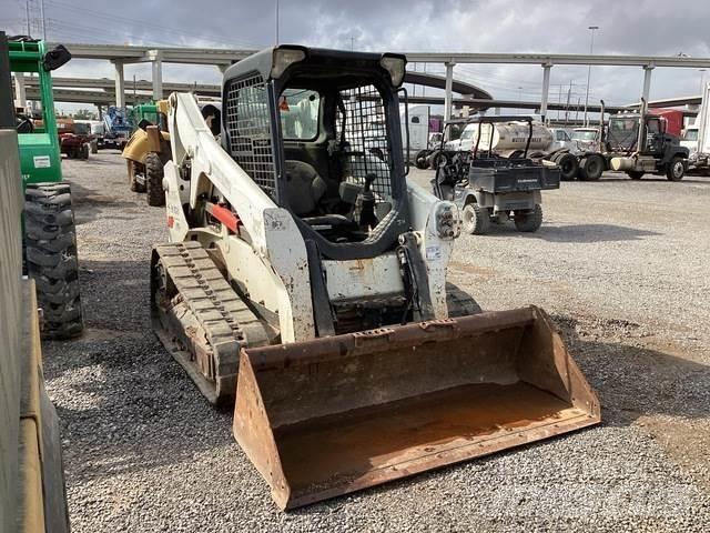 Bobcat T650 Krautuvai su šoniniu pasukimu