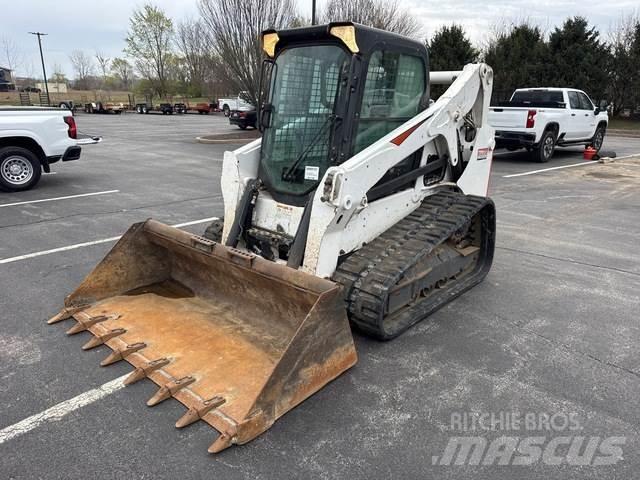 Bobcat T650 Krautuvai su šoniniu pasukimu