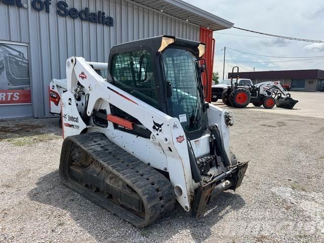 Bobcat T650 Krautuvai su šoniniu pasukimu