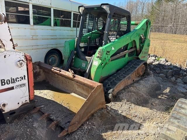 Bobcat T650 Krautuvai su šoniniu pasukimu