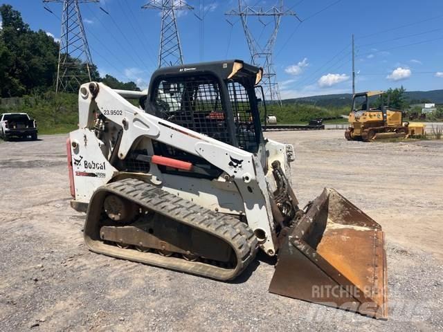 Bobcat T650 Krautuvai su šoniniu pasukimu