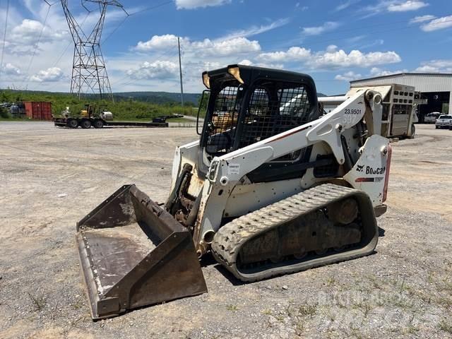 Bobcat T650 Krautuvai su šoniniu pasukimu