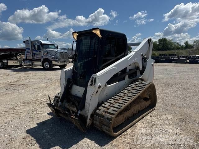Bobcat T740 Krautuvai su šoniniu pasukimu