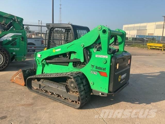 Bobcat T740 Krautuvai su šoniniu pasukimu