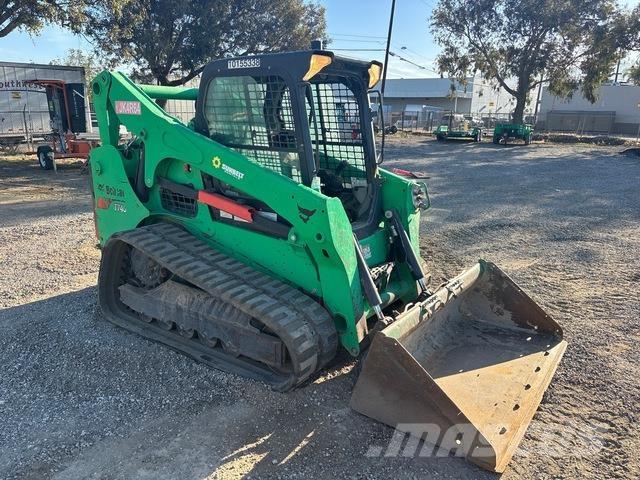 Bobcat T740 Krautuvai su šoniniu pasukimu