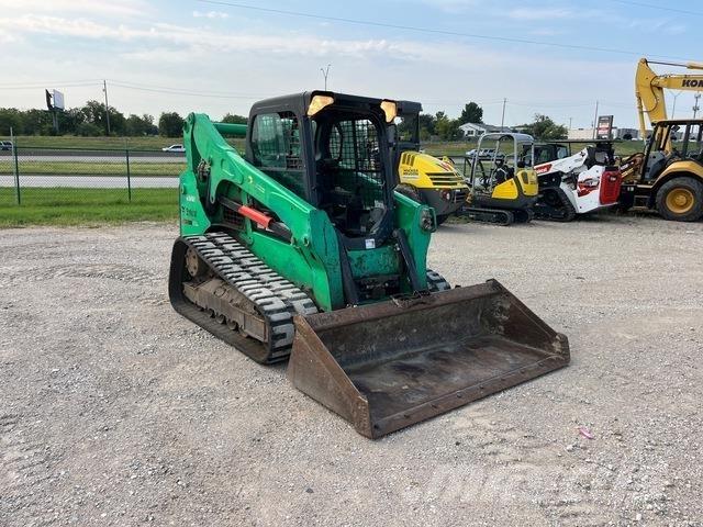 Bobcat T750 Krautuvai su šoniniu pasukimu
