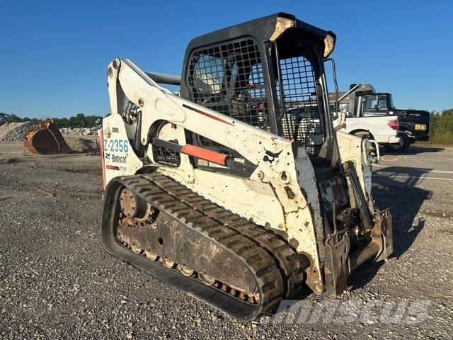 Bobcat T750 Krautuvai su šoniniu pasukimu