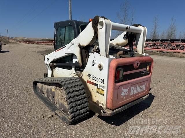 Bobcat T770 Krautuvai su šoniniu pasukimu