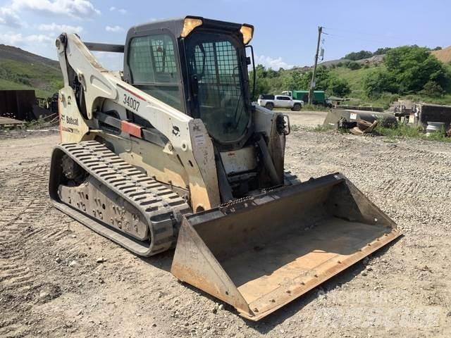 Bobcat T870 Krautuvai su šoniniu pasukimu