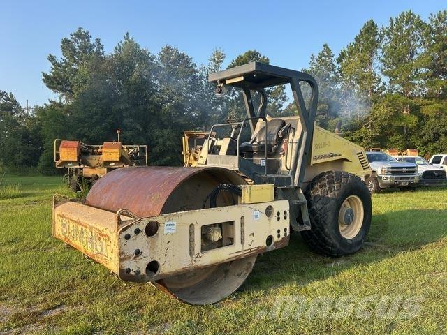 Bomag BW211D-3 Vieno būgno volai