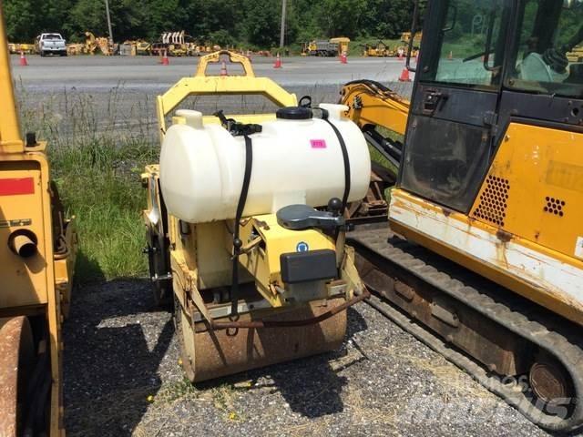 Bomag BW75AD-2 Porinių būgnų volai