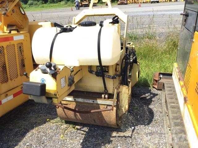 Bomag BW75AD-2 Porinių būgnų volai